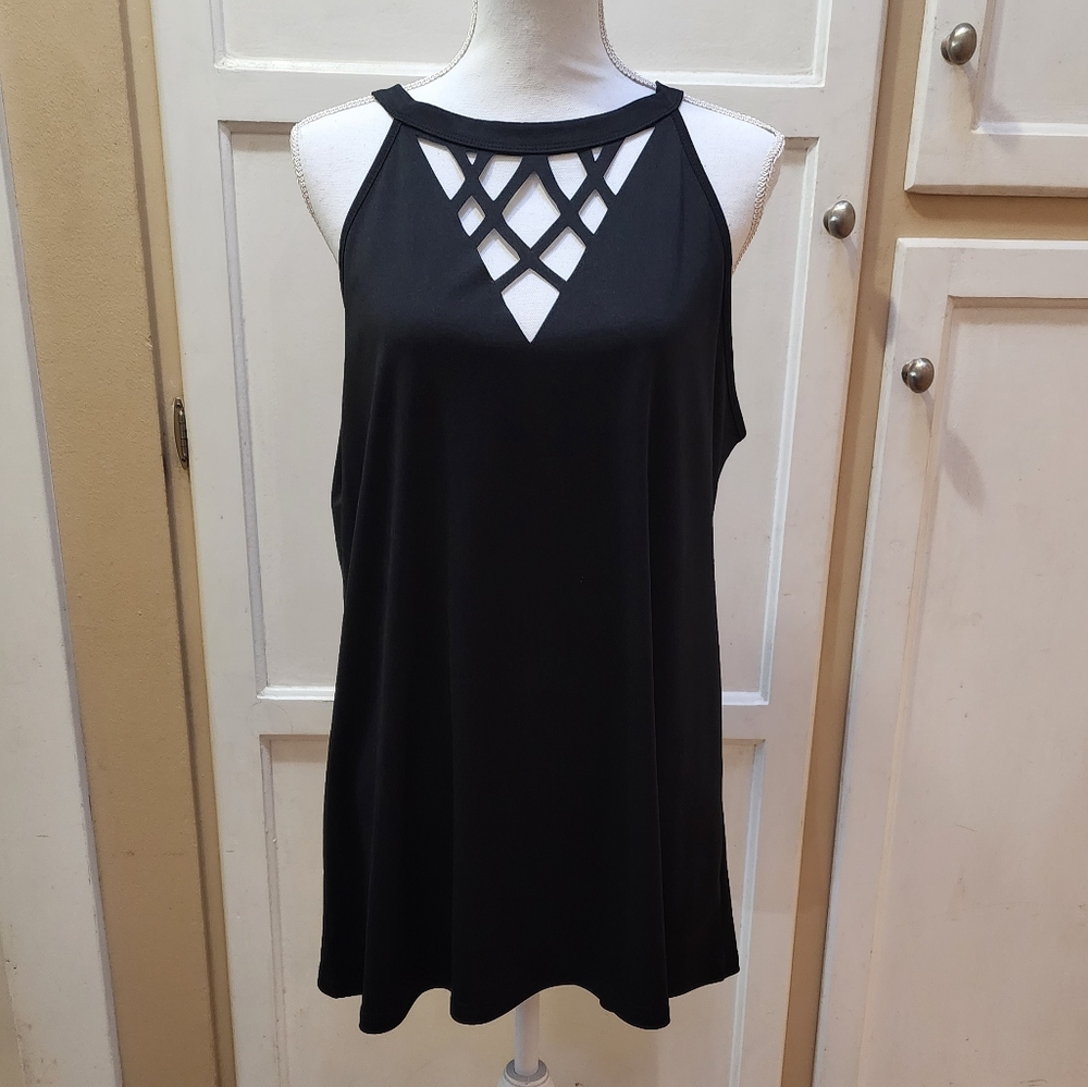SHEIN Women's Criss-cross Cut-Out Sleeveless Top - Picture 7 of 13